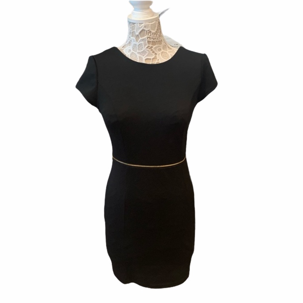 Romeo + Juliet Couture Little black dress sz M